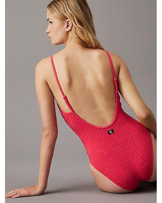 Calvin Klein Red Scoop Back Badeanzug