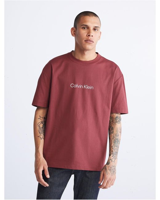 Calvin Klein Cotton Relaxed Fit Standard Logo Crewneck T-shirt in Red ...