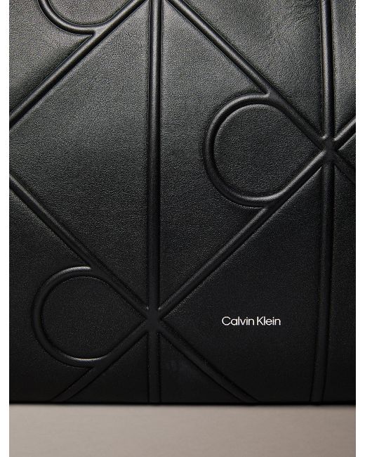 Sac Cabas Entièrement Paré De Logos Monogrammes Gaufrés Calvin Klein en coloris Gray
