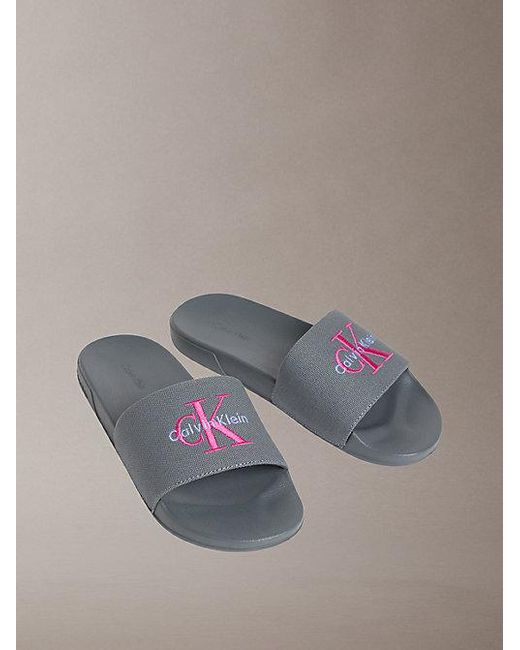Calvin Klein Gray Konturierte Logo-Slippers Aus Canvas
