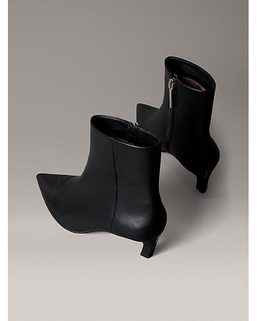 Calvin Klein Leren Enkellaarzen Met Kitten Heel En Rits in het Black