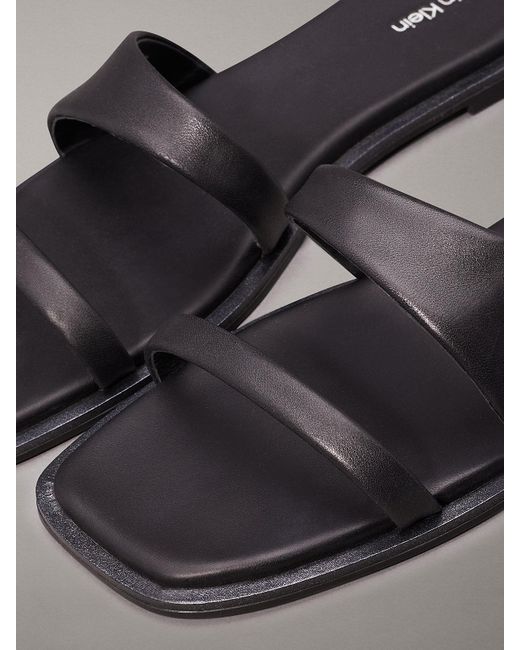 Sandales en cuir Calvin Klein en coloris Gray