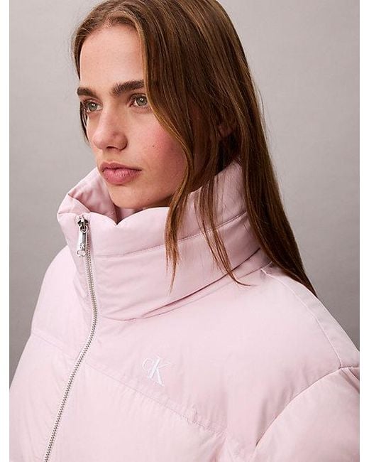 Calvin Klein Matglanzend Pufferjack in het Pink