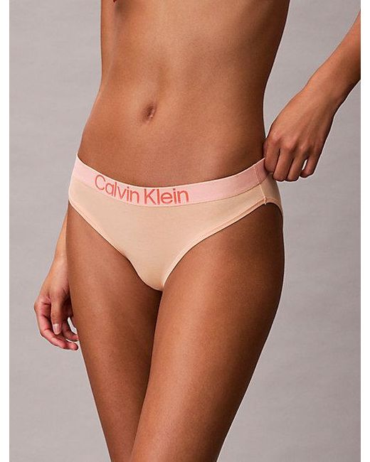 Calvin Klein Maximum Cotton Slips in het Red