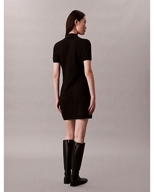 Calvin Klein Black Kleid Mit Reißverschlussausschnitt Und Logo-Jacquardmuster