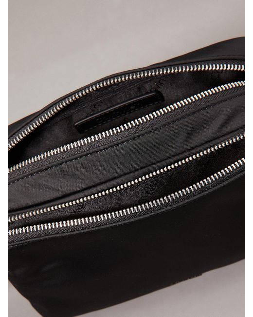 Borsa A Tracolla Per Fotocamera di Calvin Klein in Black da Uomo
