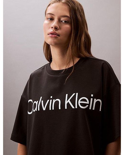 Calvin Klein Grafisch T-Shirt Met Logo in het Brown