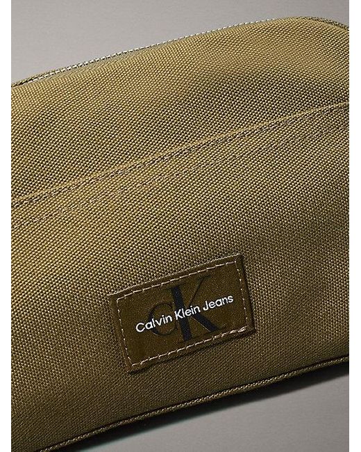 Calvin Klein Crossbody Bag Aus Canvas in Gray für Herren