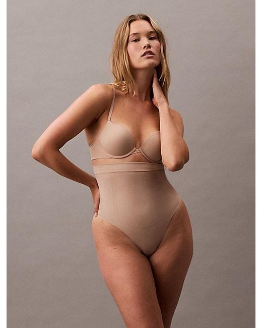 Calvin Klein Shapewear String Met Hoge Taille in het Brown