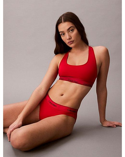 Calvin Klein Ongevoerde Braletteset in het Red
