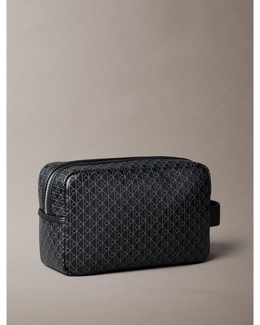 Kit Da Viaggio Con Logo Monogramma Su Tutta La Superficie E Chiusura Con Zip di Calvin Klein in Gray da Uomo