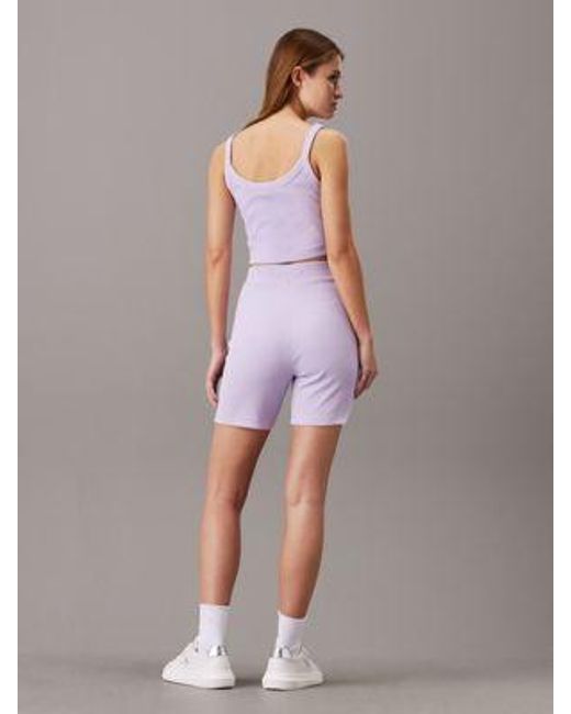 Calvin Klein Purple Schmale Shorts aus gerippter Baumwolle