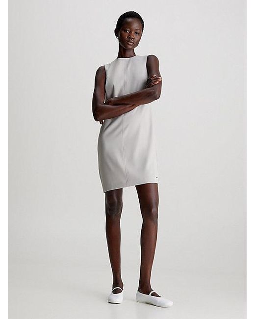 Calvin Klein White Etuikleid aus strukturiertem Krepp