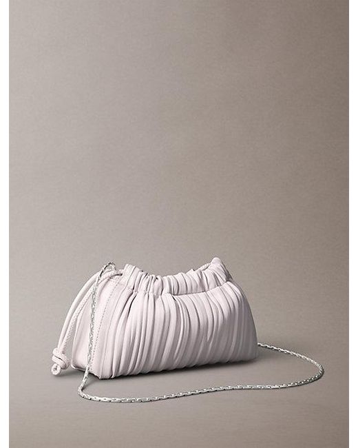 Calvin Klein Mini Plissé Crossover in het Pink