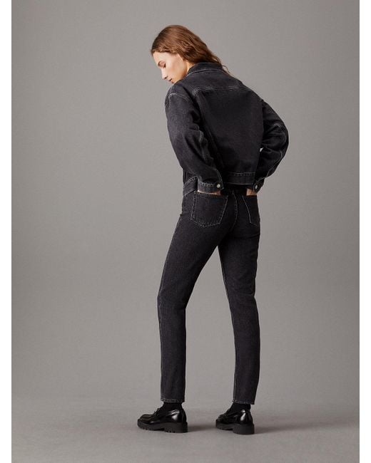 Mom Jeans Calvin Klein en coloris Black