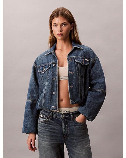 Calvin Klein Relaxed Denim Bubble Jack in het Blue