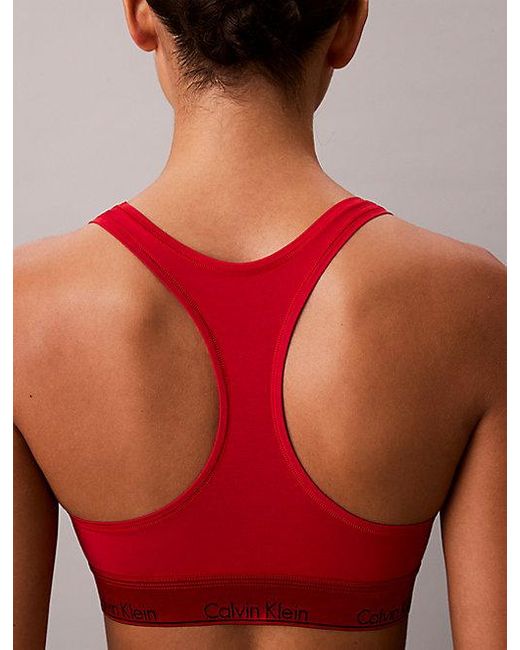 Calvin Klein Ongevoerde Bralette in het Red