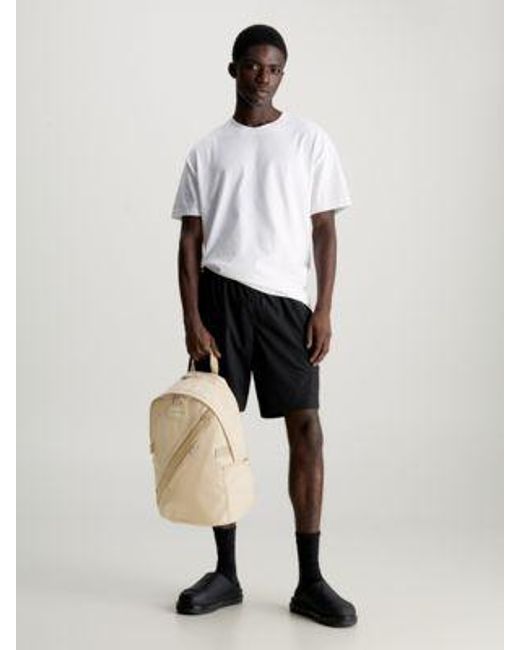 Mochila redonda de ripstop Calvin Klein de hombre de color Natural