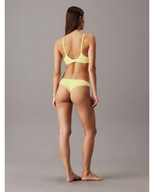 Sujetador invisible sin aro - Perfectly Fit Calvin Klein de color Brown