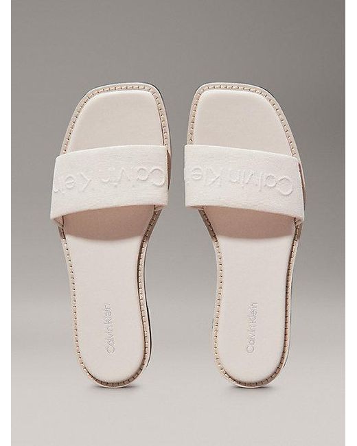 Calvin Klein Canvas Sliders in het Gray