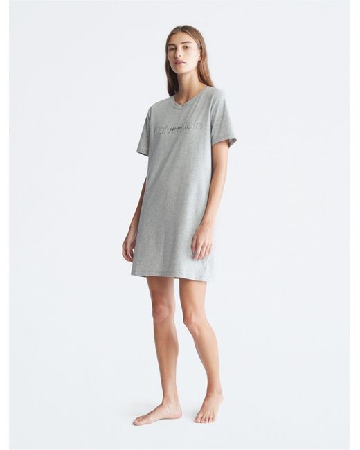 Calvin Klein Embossed Icon Lounge Nightshirt in White | Lyst