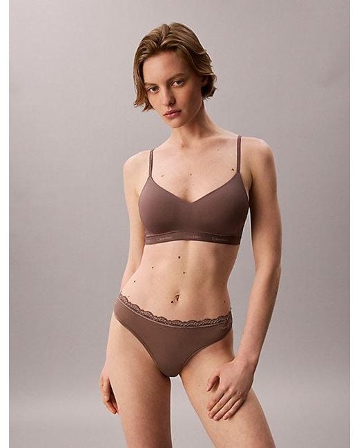 Calvin Klein Natural Low Rise Thong Micro Stretch With Lace