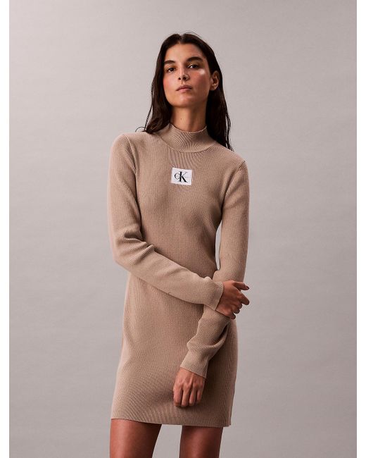 Abito A Collo Alto di Calvin Klein in Brown