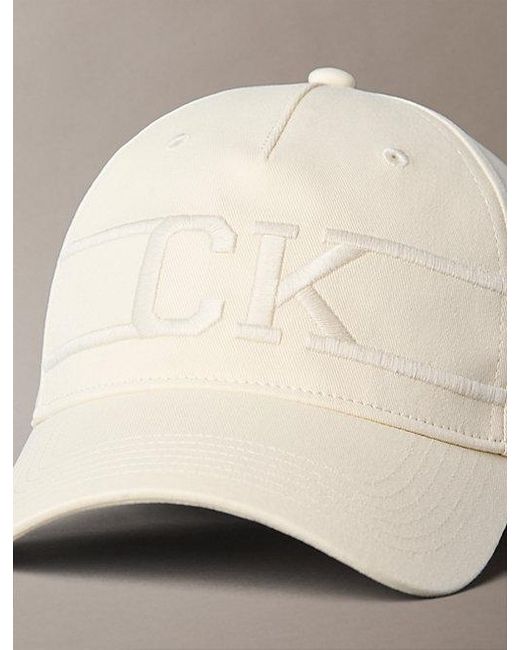 Calvin Klein Baseballcap Mit Varsity-Monogramm-Logo in Natural für Herren