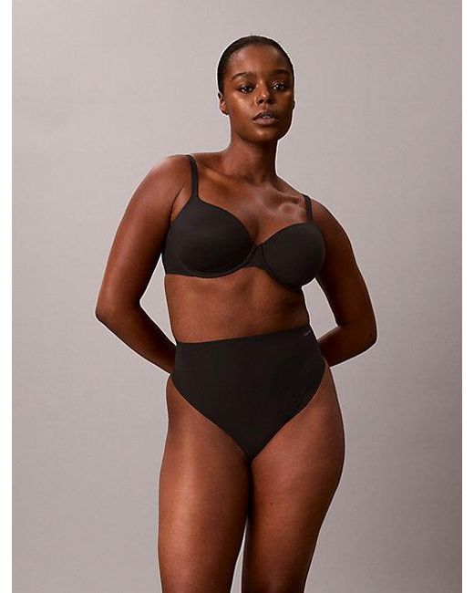 Calvin Klein Vormende Shapewear String in het Brown