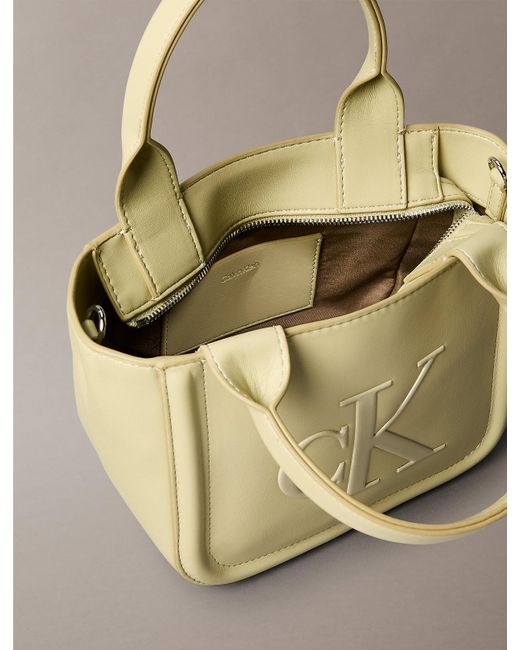 Petit Sac Cabas Entièrement Paré De Logos Monogrammes Gaufrés Calvin Klein en coloris Natural