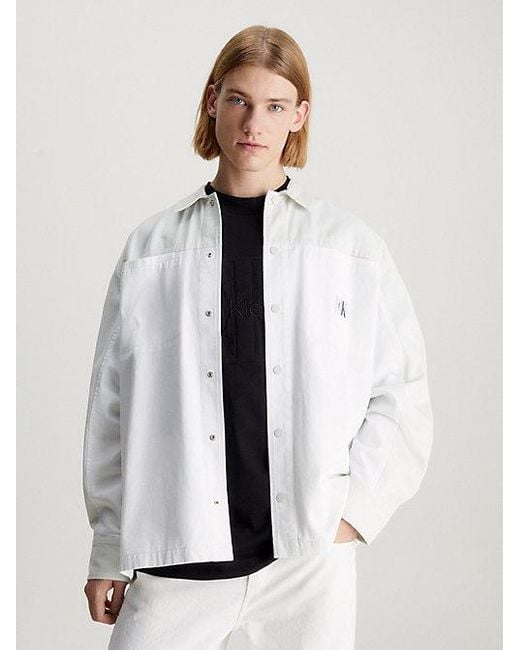 Sobrecamisa de sarga de algodón oversized Calvin Klein de hombre de color White