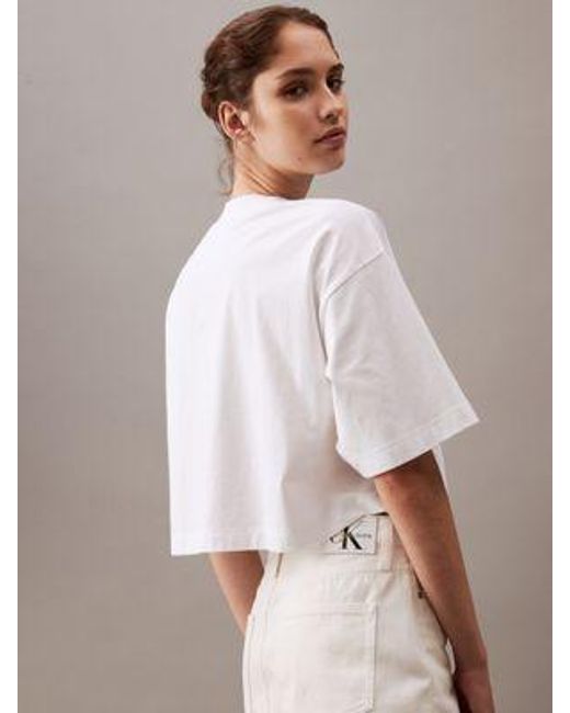 Camiseta boxy con logo - Pride Calvin Klein de color White