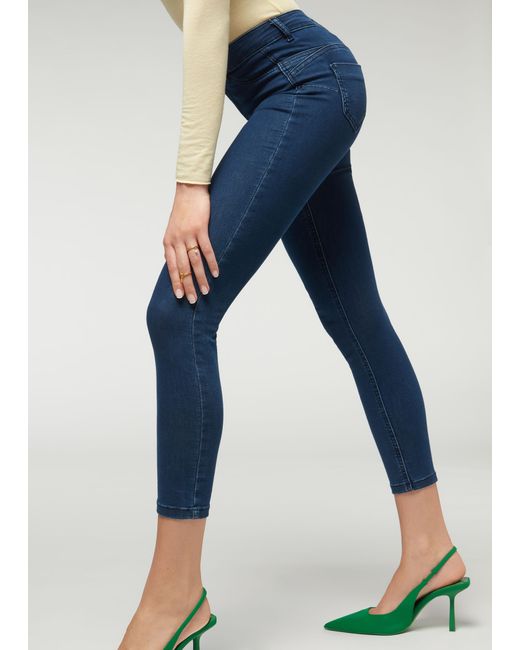 Jeans push-up in tessuto morbido di Calzedonia in Blu | Lyst