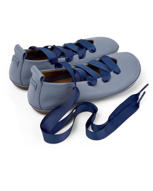 Camper Blue Right