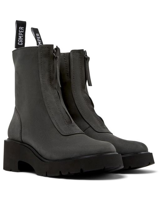 Camper Milah in het Black