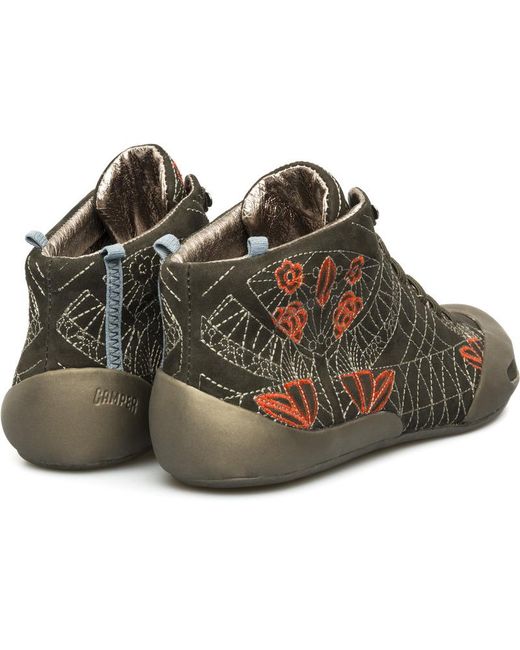 Camper Brown Twins