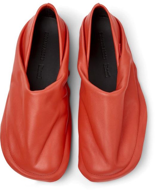 Camper Red Peu Form