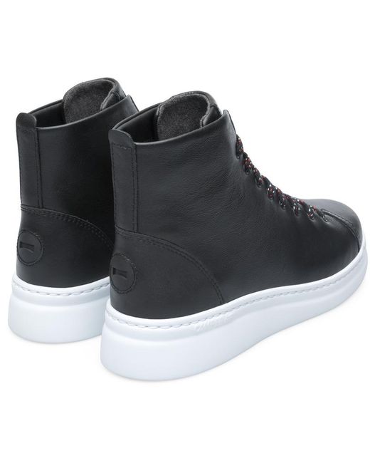 Camper Black Runner Up