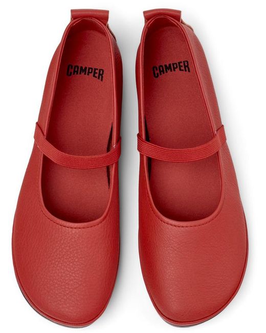 Camper Red Right Nina