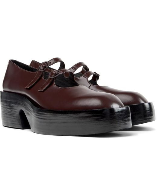 Casual Camper de color Brown