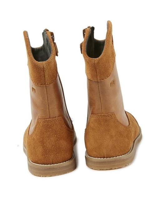 Camper Brown Twins