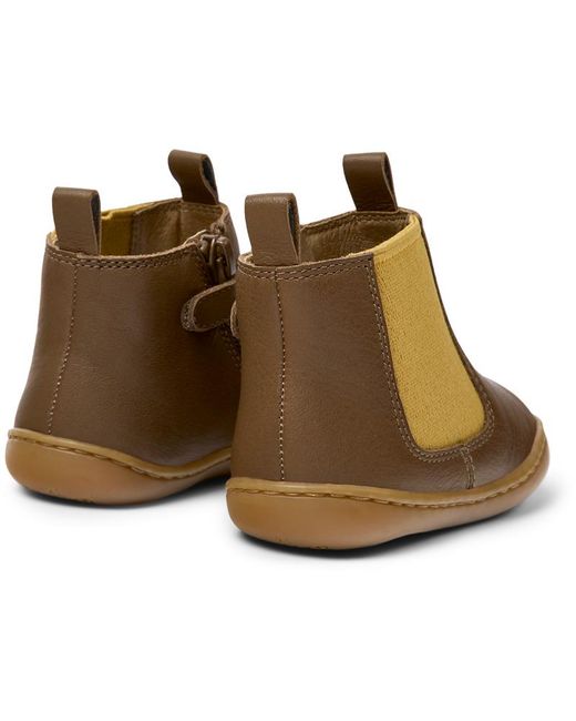 Camper Brown Peu
