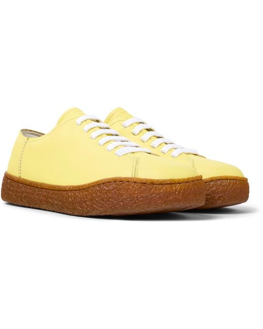 Camper Sneakers in het Yellow