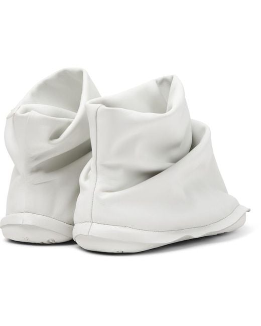 Peu Form Camper de color White