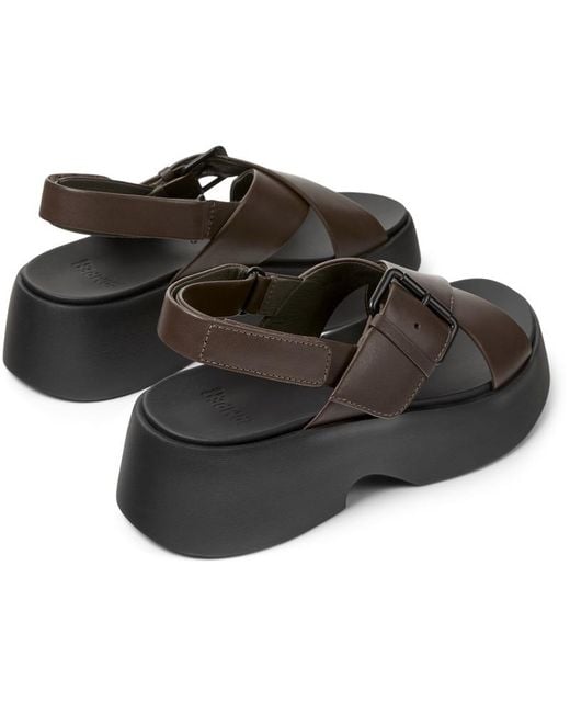 Camper Brown Tasha