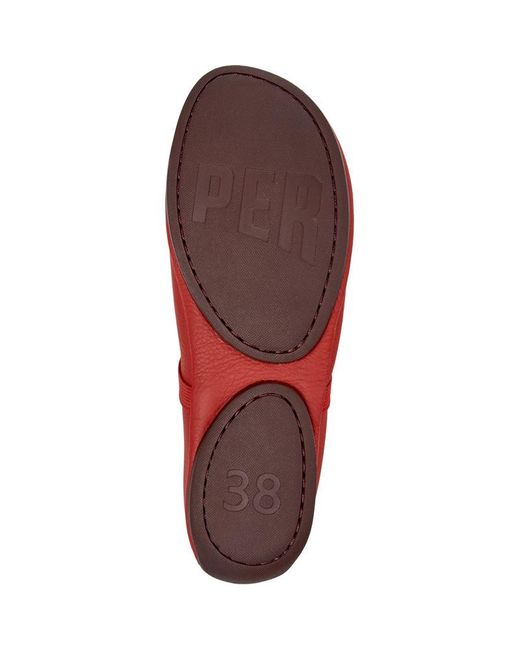 Camper Red Right Nina