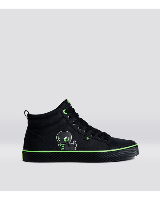 cariuma all black