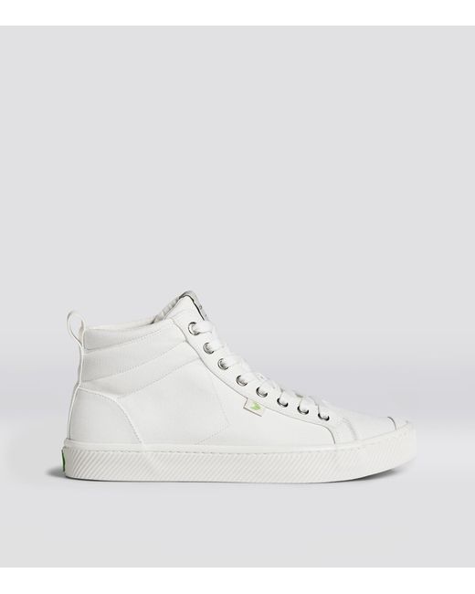cariuma white canvas