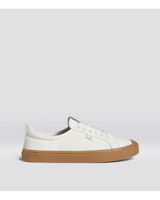 cariuma white canvas