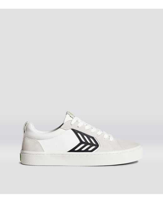 cariuma white canvas